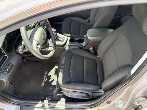 Used 2020 Hyundai Elantra SEL w/ Cargo Package (C1) FWD image 8