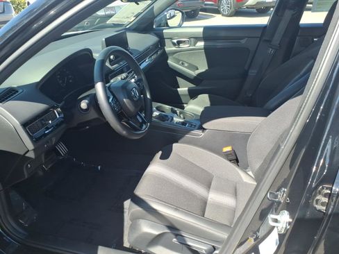 Used 2025 Honda Civic Sport image 11
