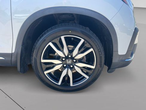 Used 2022 Honda Pilot Elite image 9