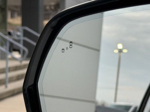 Used 2025 Lincoln Aviator Reserve w/ Equipment Group 201A image 7