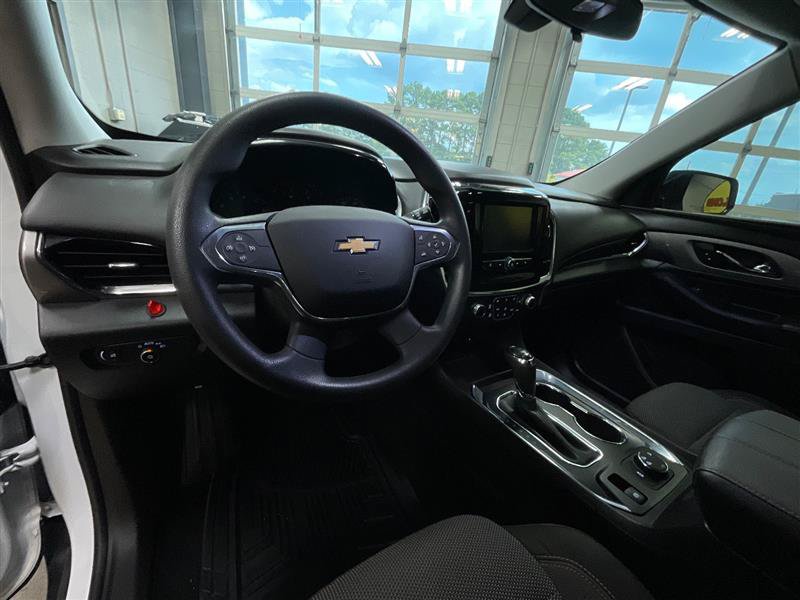 Used 2018 Chevrolet Traverse LS AWD/4WD image 13