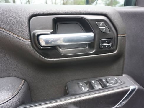 Used 2021 GMC Sierra 1500 AT4 image 4