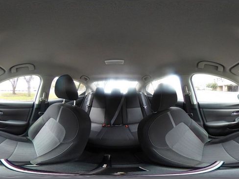 Used 2025 Nissan Sentra SV image 37