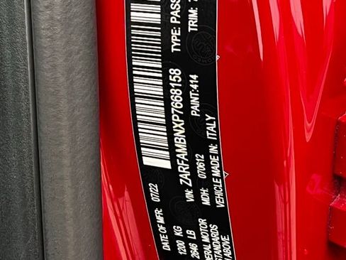 Used 2023 Alfa Romeo Giulia Estrema image 34