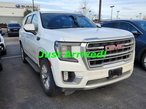 Used 2024 GMC Yukon SLT image 3