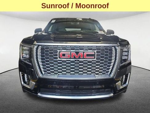 Used 2023 GMC Yukon Denali AWD/4WD image 4