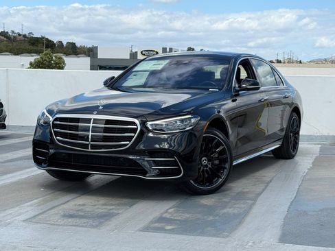 New 2026 Mercedes-Benz S 580 4MATIC Sedan image 2