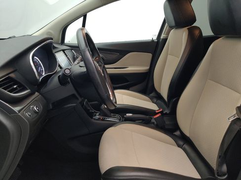 Used 2019 Buick Encore Preferred FWD image 17