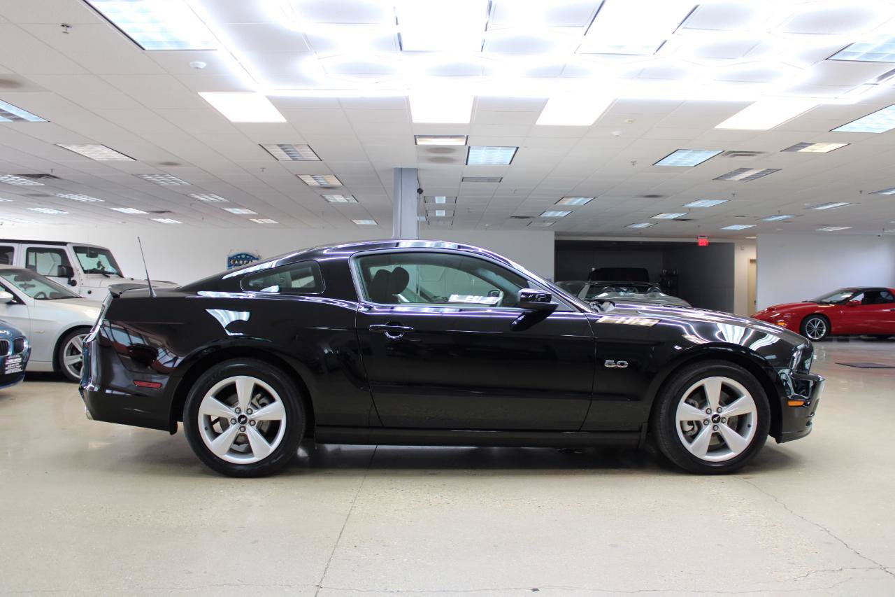 Used 2014 Ford Mustang GT w/ Equipment Group 301A RWD image 32