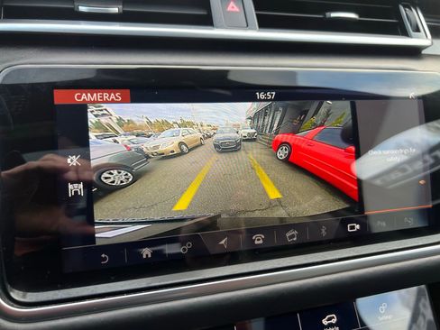 Used 2018 Land Rover Range Rover Velar R-Dynamic HSE AWD/4WD image 43