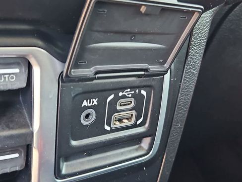 Used 2018 Jeep Wrangler Unlimited Sport S image 30