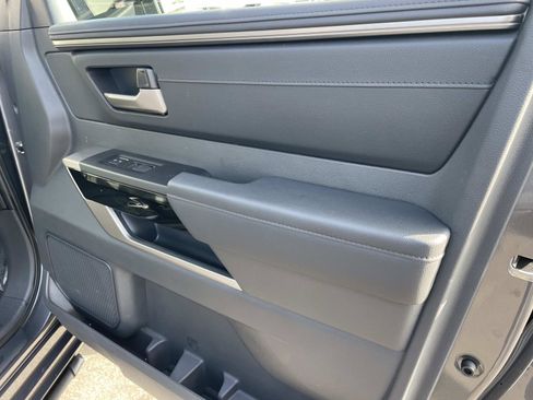 Used 2024 Toyota Tundra Limited image 26