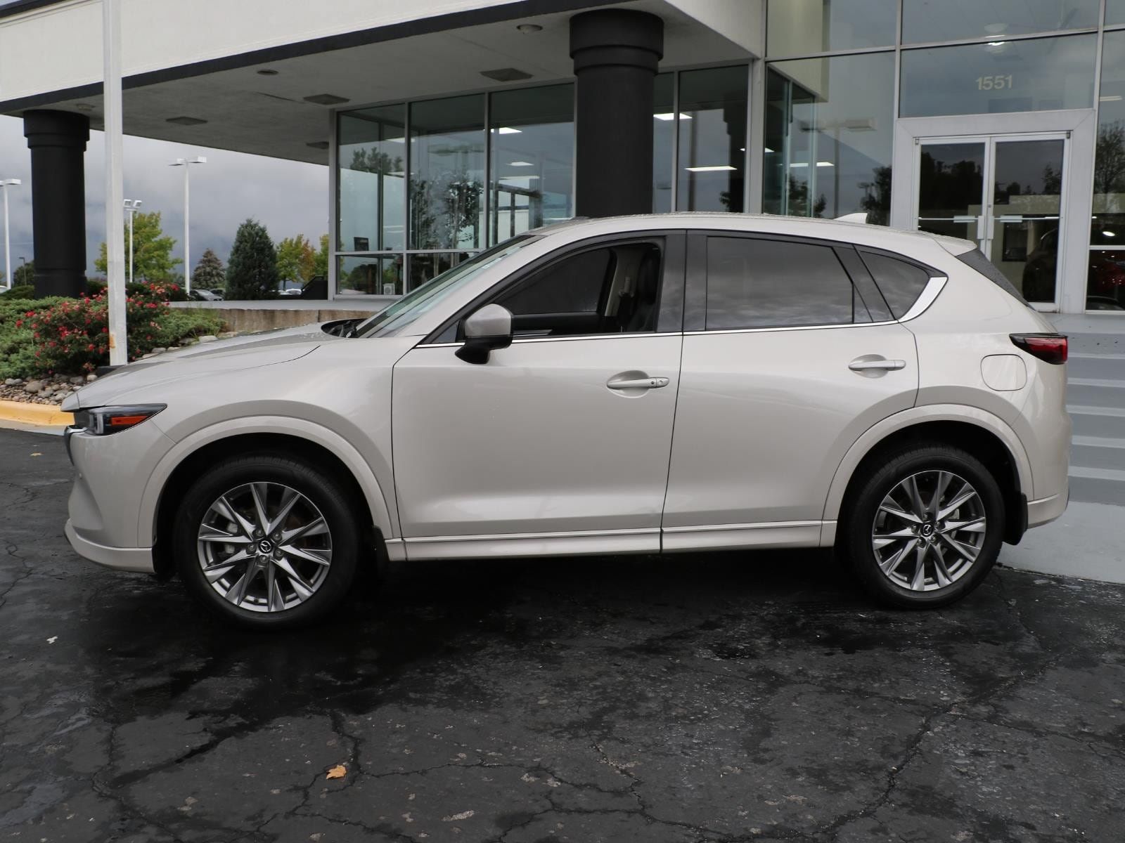 Certified 2025 MAZDA CX-5 AWD 2.5 S w/ Premium Plus Pkg image 2