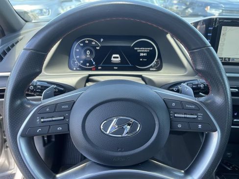 Used 2023 Hyundai Sonata SEL Plus FWD image 16