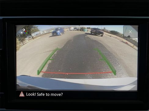 Used 2021 Volkswagen Tiguan S image 12