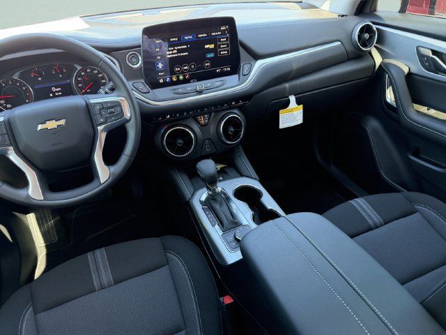New 2026 Chevrolet Blazer LT w/ Convenience Package FWD image 20