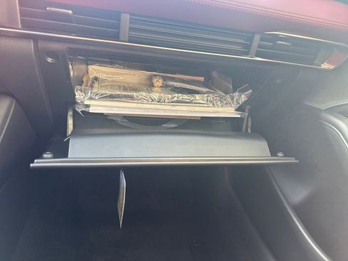 New 2026 MAZDA MAZDA3 Hatchback w/Premium Plus Pkg image 31