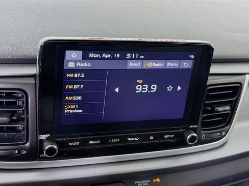 Certified 2022 Kia Rio S w/ Technology Package FWD image 7