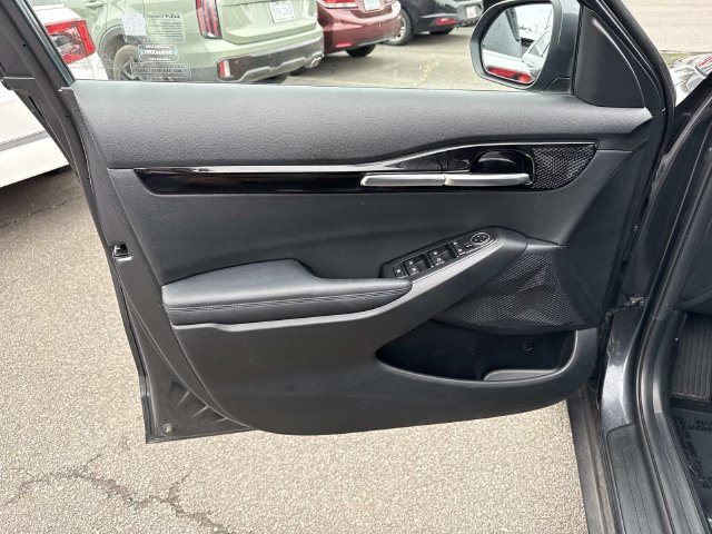 Used 2025 Kia Seltos S AWD/4WD image 13