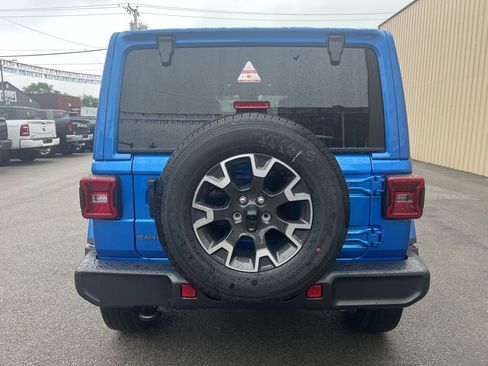 New 2025 Jeep Wrangler Sahara image 9