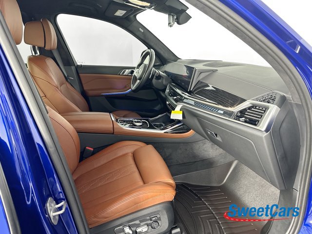 Used 2025 BMW X7 M60i AWD/4WD image 10