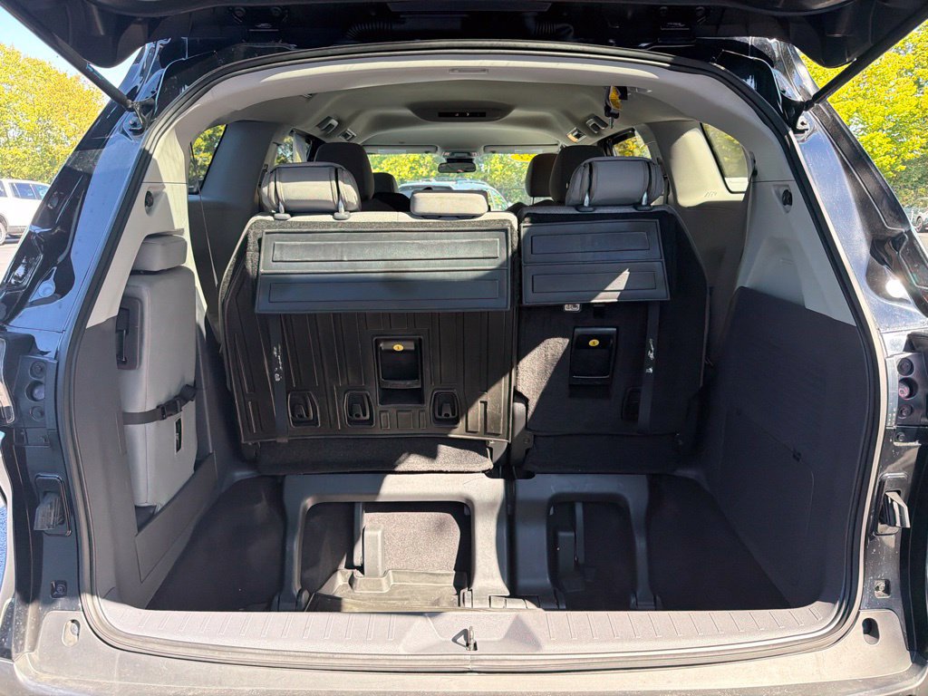 Used 2023 Toyota Sienna LE FWD image 21