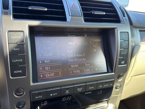 Used 2018 Lexus GX 460 Luxury AWD/4WD image 27