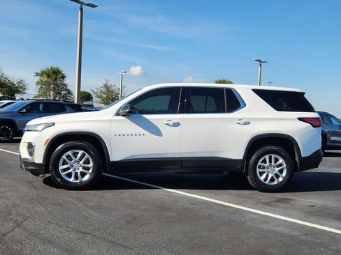 Certified 2023 Chevrolet Traverse LS image 2