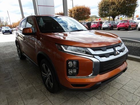 New 2025 Mitsubishi Outlander Sport SE image 3