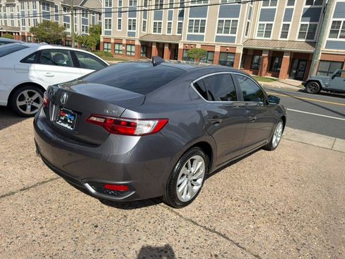 Used 2018 Acura ILX image 7