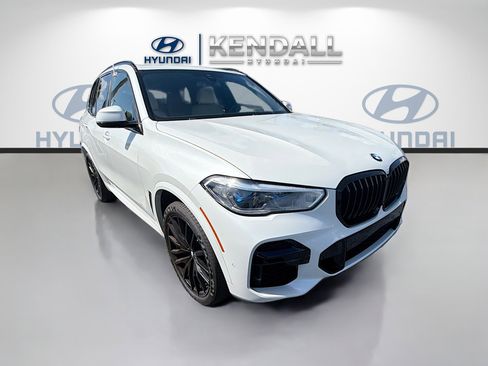 Used 2022 BMW X5 M50i w/ Executive Package AWD/4WD image 1