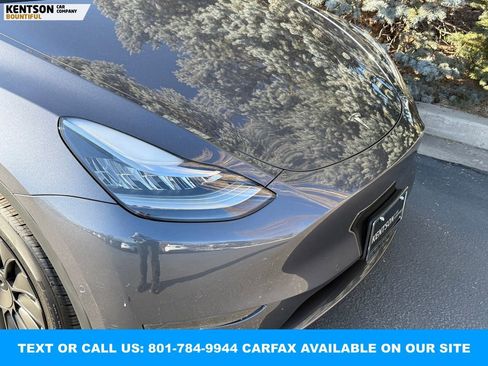 Used 2022 Tesla Model Y Long Range image 15