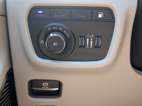 Used 2022 Jeep Grand Cherokee Overland AWD/4WD image 35