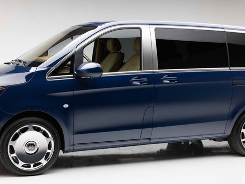 Used 2021 Mercedes-Benz Metris Passenger image 33