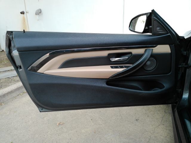 Used 2015 BMW M4 Convertible RWD image 18