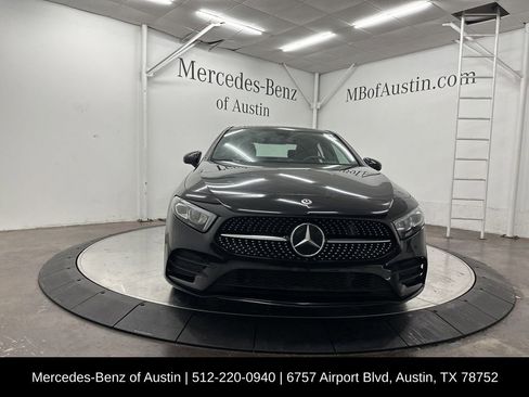 Used 2021 Mercedes-Benz A 220 image 2