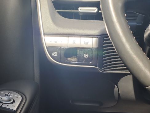 Certified 2023 Hyundai Ioniq 5 SEL AWD/4WD image 13