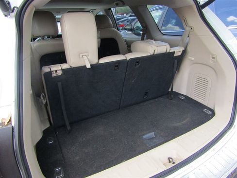 Used 2017 Nissan Pathfinder SL w/ SL Premium Package image 10