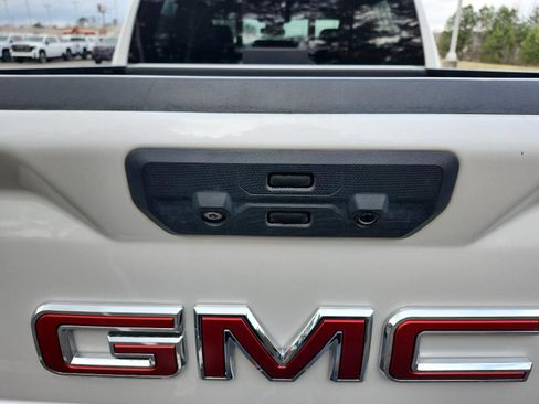 Certified 2022 GMC Sierra 1500 Denali image 10