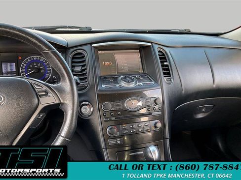 Used 2016 INFINITI QX50 AWD image 6
