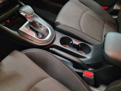 Used 2022 Kia Forte LXS FWD image 26