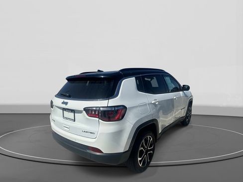 Used 2024 Jeep Compass Limited AWD/4WD image 5