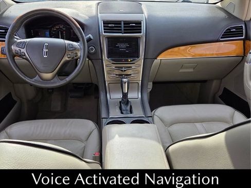 Used 2013 Lincoln MKX FWD image 9
