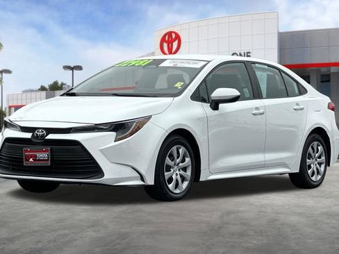 Certified 2024 Toyota Corolla LE FWD image 10