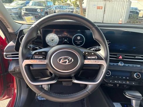 Used 2023 Hyundai Elantra Limited FWD image 24
