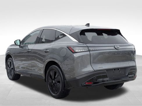 Used 2025 Nissan Murano SV image 9