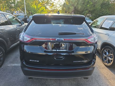 Used 2018 Ford Edge Titanium w/ Equipment Group 302A image 5