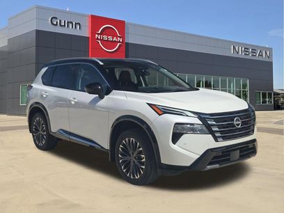 Certified 2024 Nissan Rogue Platinum w/ Platinum Premium Package