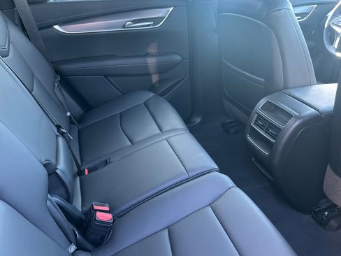 Used 2025 Cadillac XT5 Luxury w/ LPO, Red Accent Package image 19