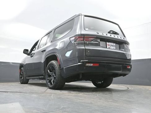 Used 2024 Jeep Wagoneer Series II AWD/4WD image 59